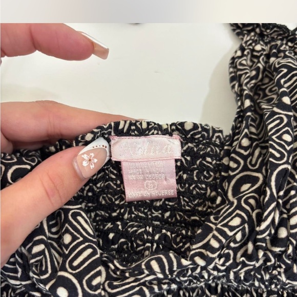 Lolita Black and Cream Patterned Midi Dress - Picture 4 of 8